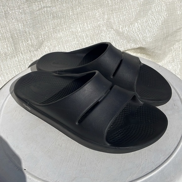 Oofos Men’s Ooahh Slide Sandal - Black Unisex Slide Women’s Sz 10/ Men’s 8 main image 6